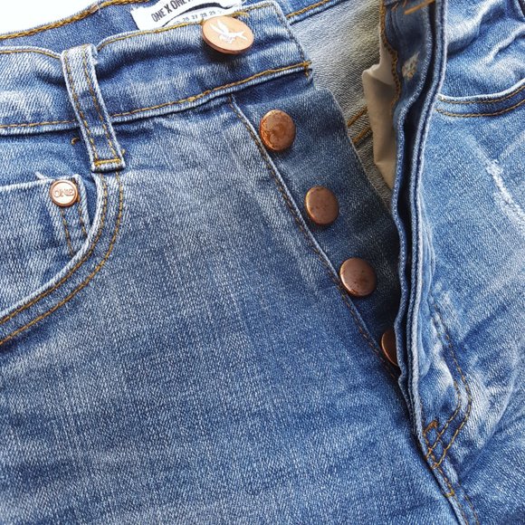 ONE TEASPOON Harlets High Rise Cuff Jean Shorts 24 - Picture 4 of 9